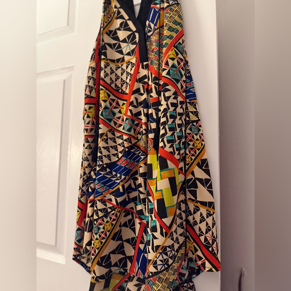 Geometric Patterned Dress - Picture 2 of 5